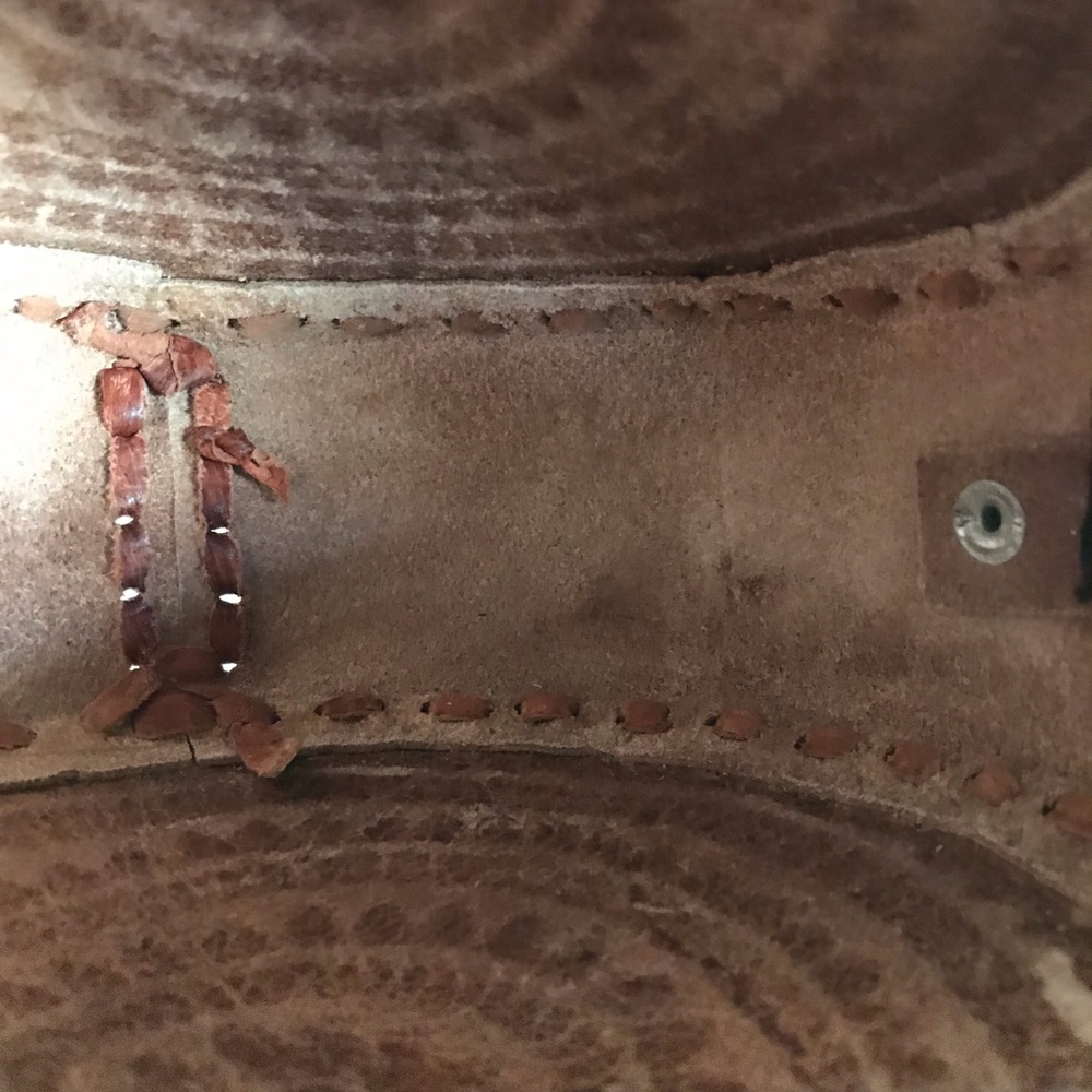 Small Leather Round Chiapas Bag - Picture 6 of 8